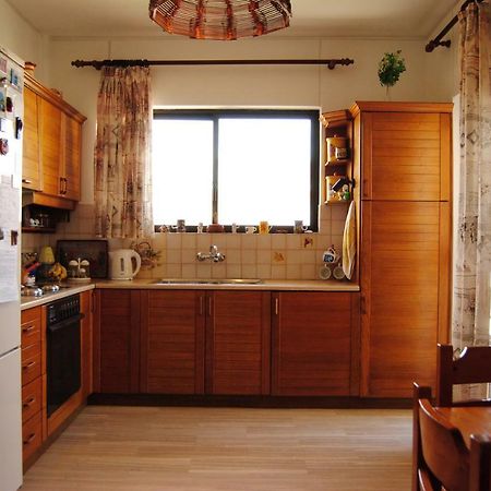 Apartment By The Beach Kalamata Exterior foto