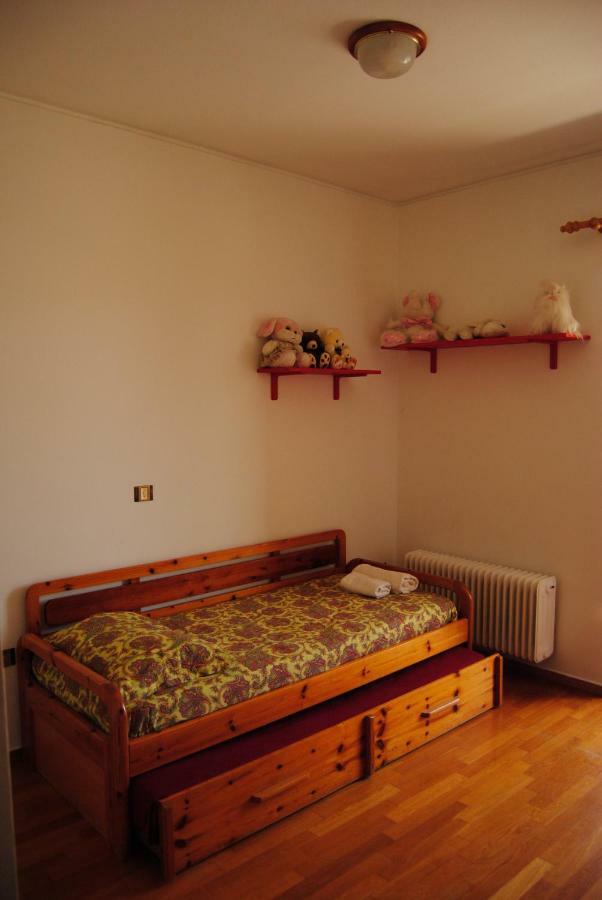 Apartment By The Beach Kalamata Exterior foto